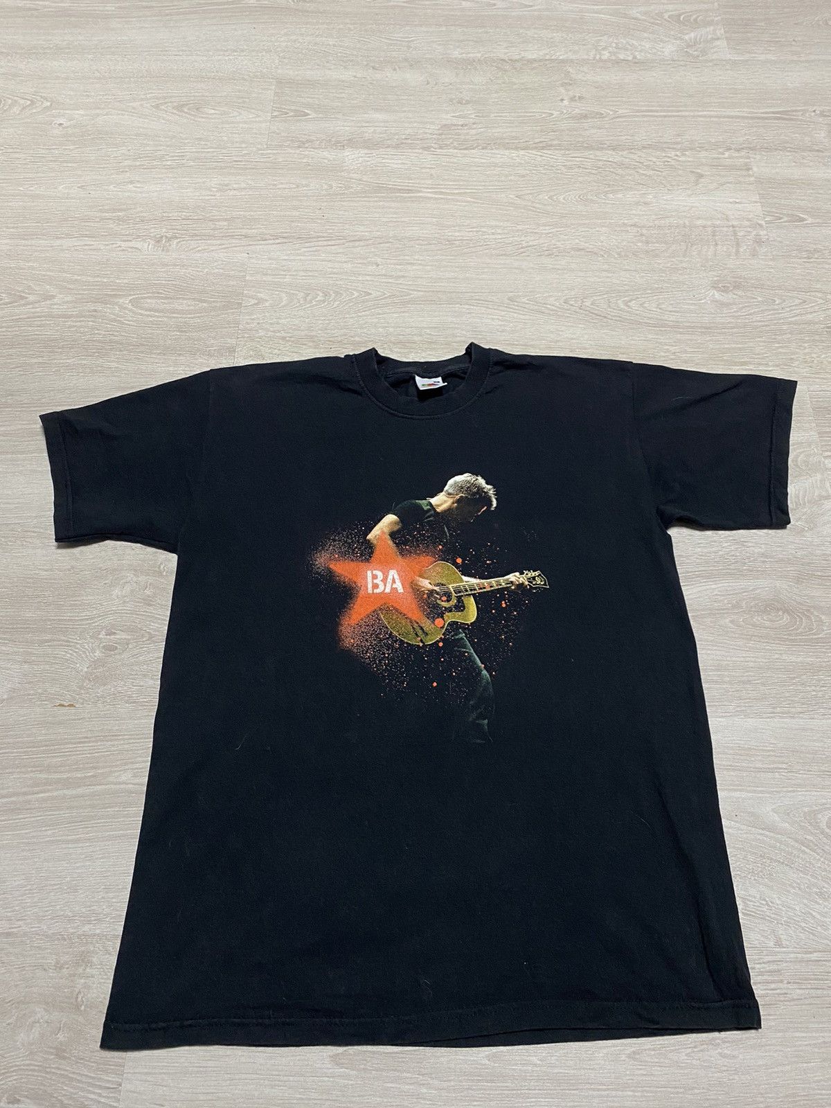 Vintage Vintage BA Bryan Adams 2004 Tour Tee size M Size US M / EU 48-50 / 2 - 1 Thumbnail