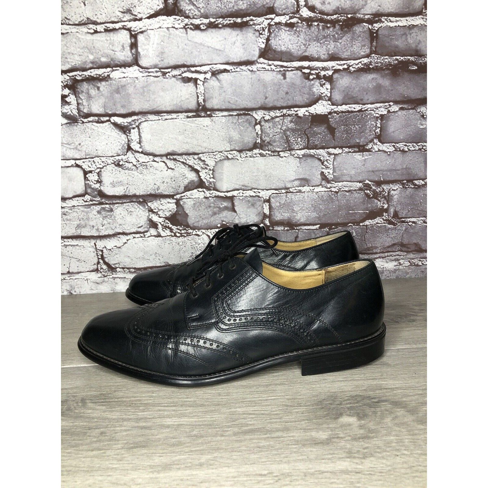 Other M. JOHN Classic Black Leather Wingtip Oxford Lace Dress Shoe Size US 10 / EU 43 - 14 Thumbnail
