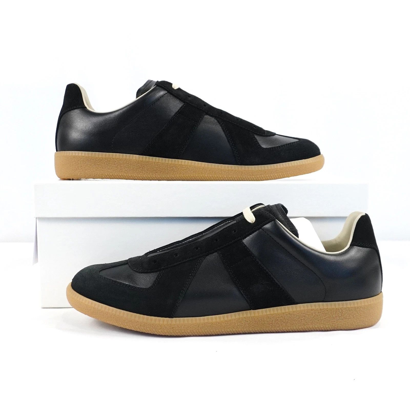 Maison Margiela Maison Margiela GAT Replica Black 11 44 Low Tops Gum Size US 11 / EU 44 - 1 Thumbnail
