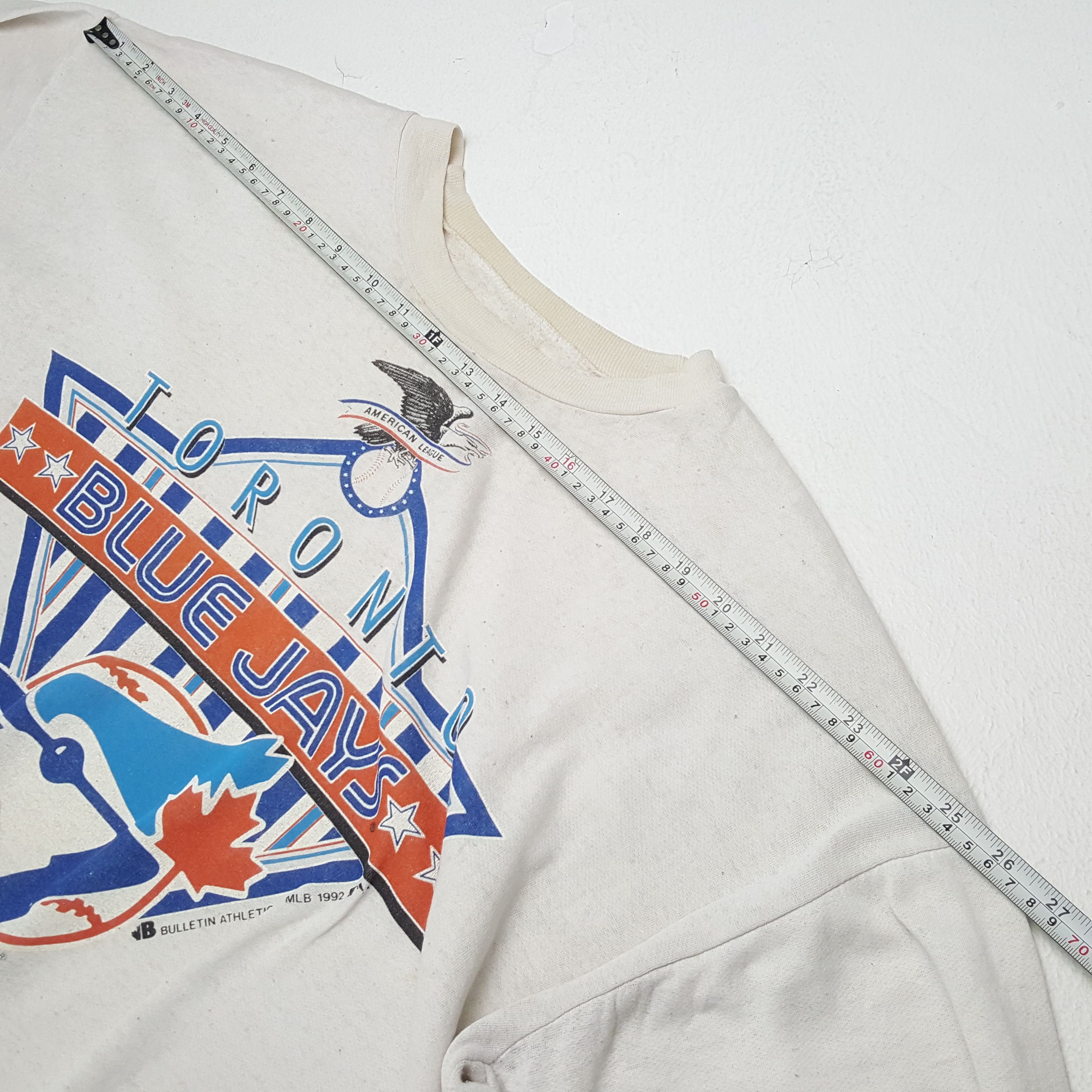 MLB × Vintage Vintage 90s TORONTO BLUE JAY Baseball Distressed Sweatshirt Size US XL / EU 56 / 4 - 4 Thumbnail
