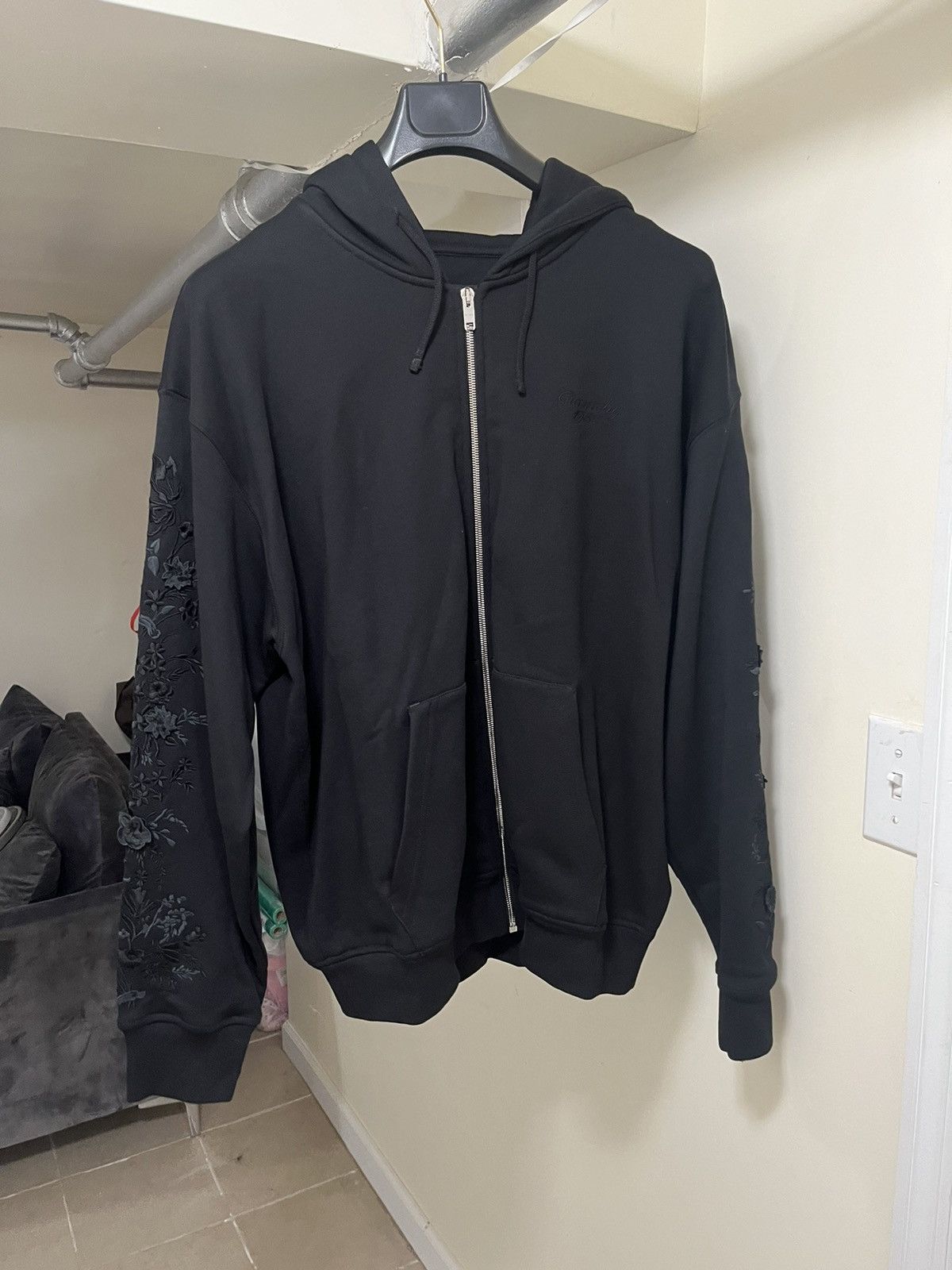 Givenchy Givenchy Sweatshirt Sz XL Size US XL / EU 56 / 4 - 16 Thumbnail