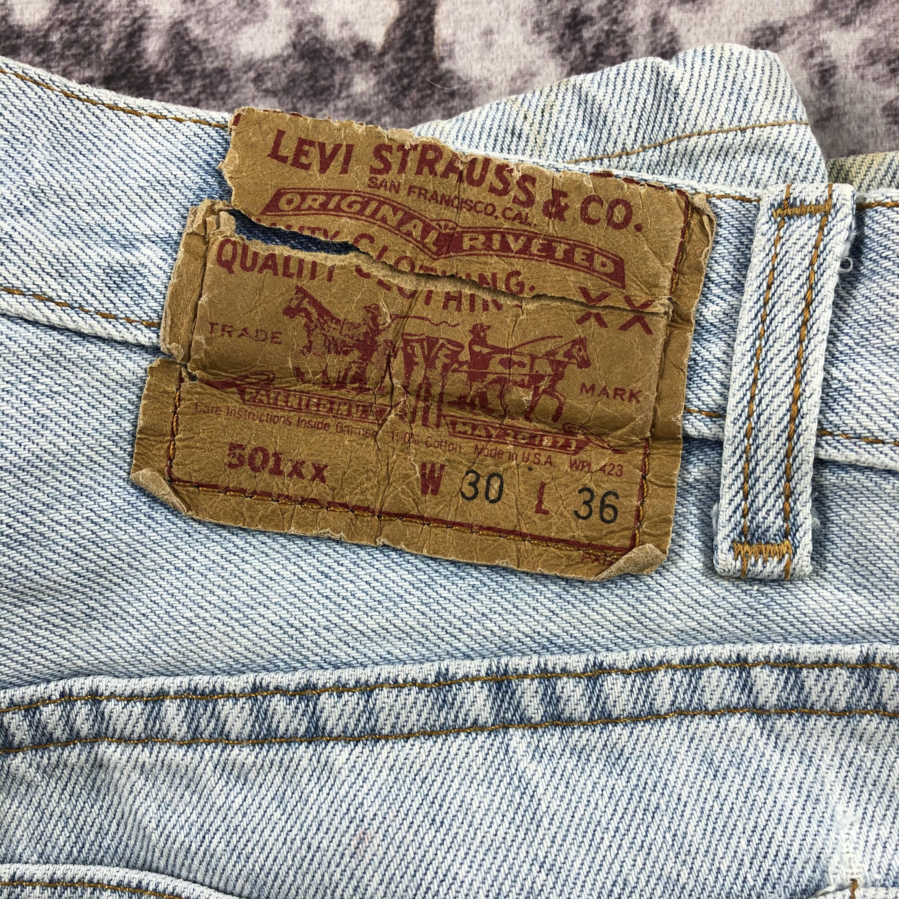 Levi's × Vintage Vintage 90s Light Wash Levis 501 Jeans-JM2195 Size US 28 / EU 44 - 16 Thumbnail