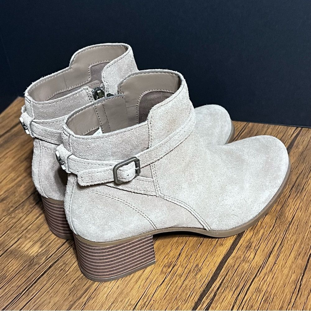 Koolaburra Koolaburra by Ugg Elena Suede Ankle Boots Women’s Size 8 Ta Size US 8 / IT 38 - 3 Thumbnail
