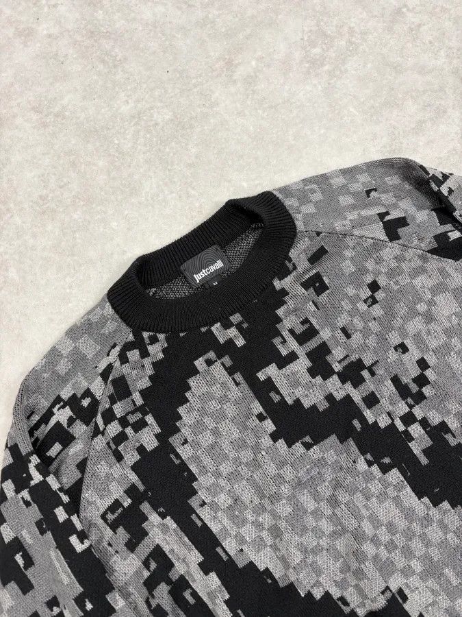 Just Cavalli AW2019 Cavalli Pixel Map Black Sweater Size US S / EU 44-46 / 1 - 5 Thumbnail