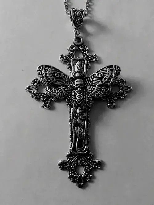 Vintage Large Moth Cross Necklace Size ONE SIZE - 4 Thumbnail
