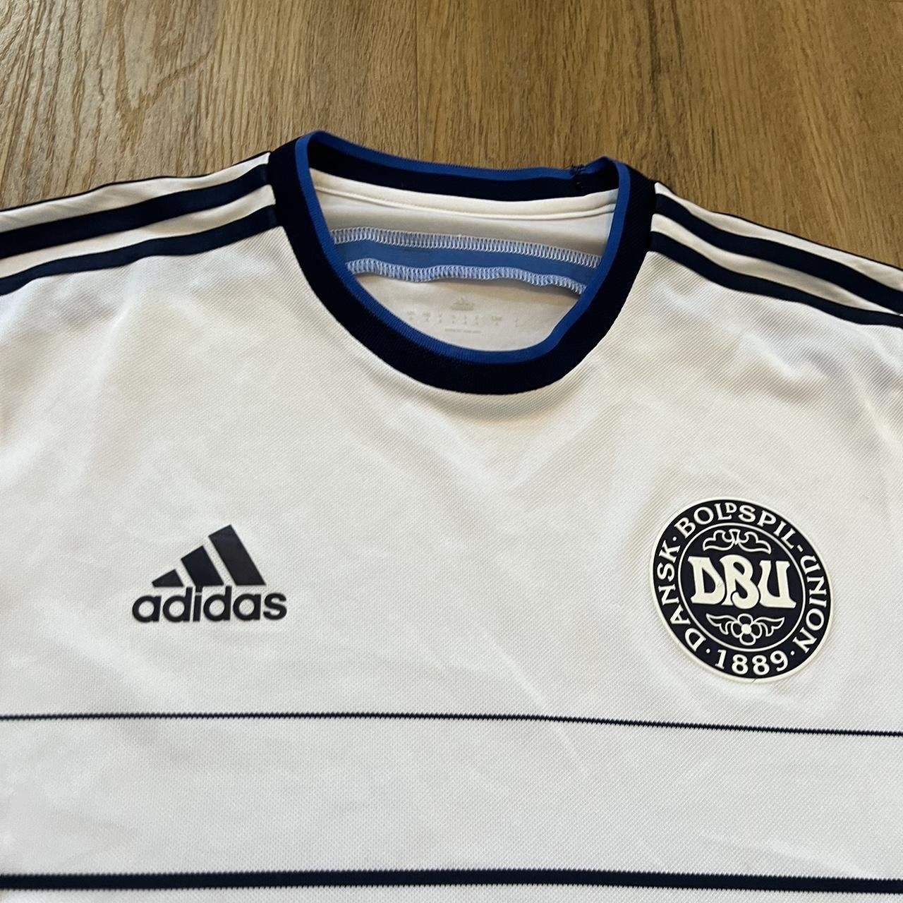 Adidas 2014-15 Denmark Away Adidas Shirt Adizero Player issue Size US M / EU 48-50 / 2 - 3 Thumbnail