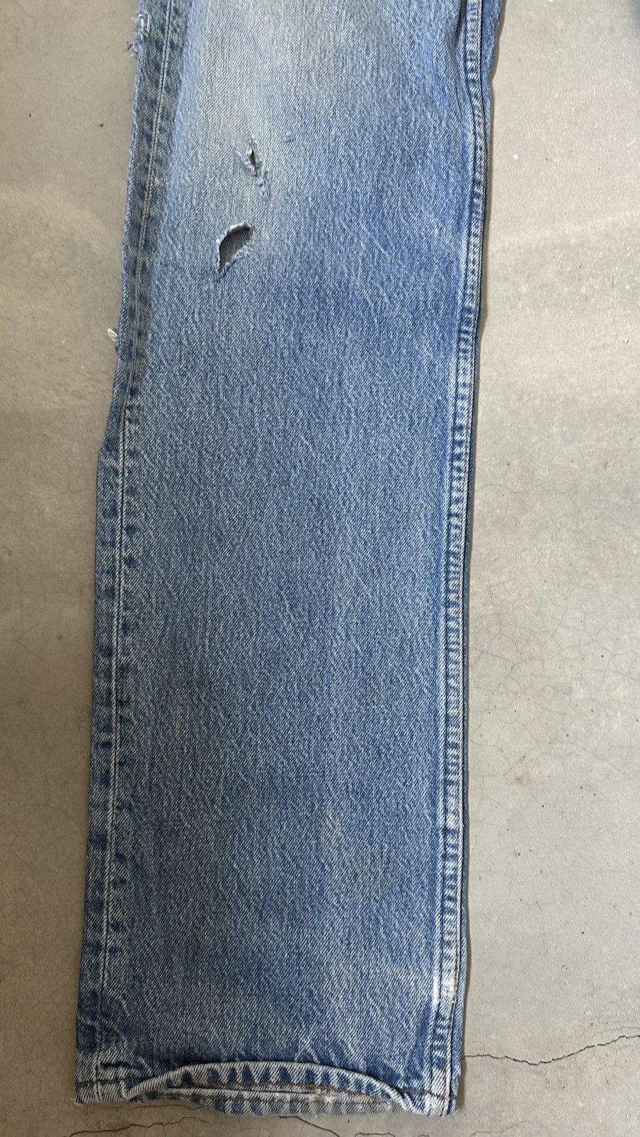 Levi's VINTAGE LEVIS 501 MADE IN USA DENIM PANT Size US 32 / EU 48 - 2 Thumbnail