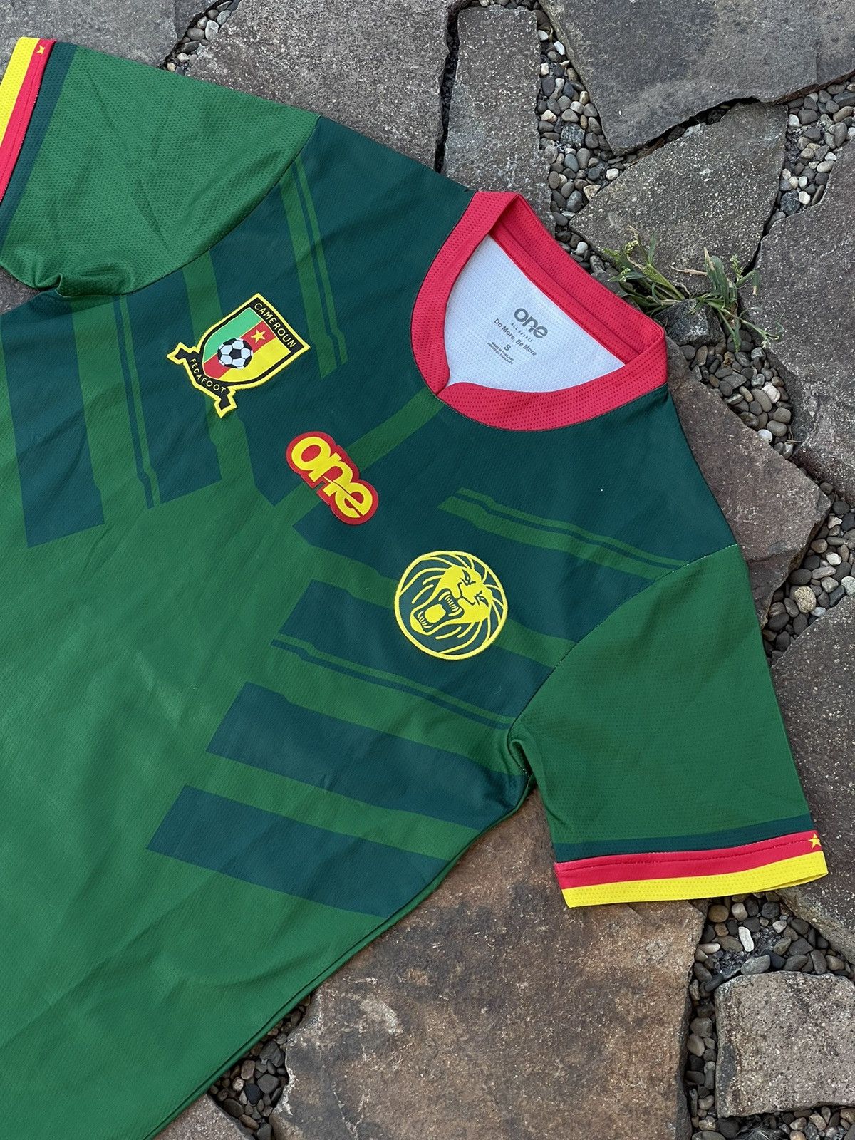 Other 2022 One Cameroon Green Soccer jersey Africa Size US S / EU 44-46 / 1 - 3 Thumbnail