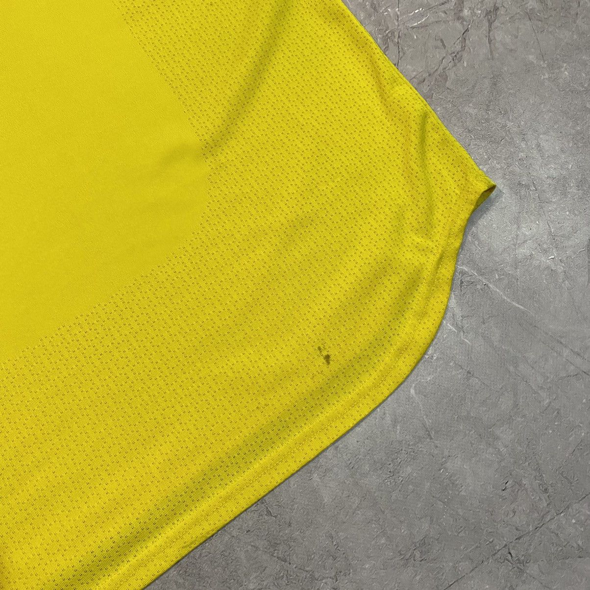 Vintage VINTAGE NIKE BRAZIL TEE NATIONAL SOCCER JERSEY 00s Size US XL / EU 56 / 4 - 7 Thumbnail