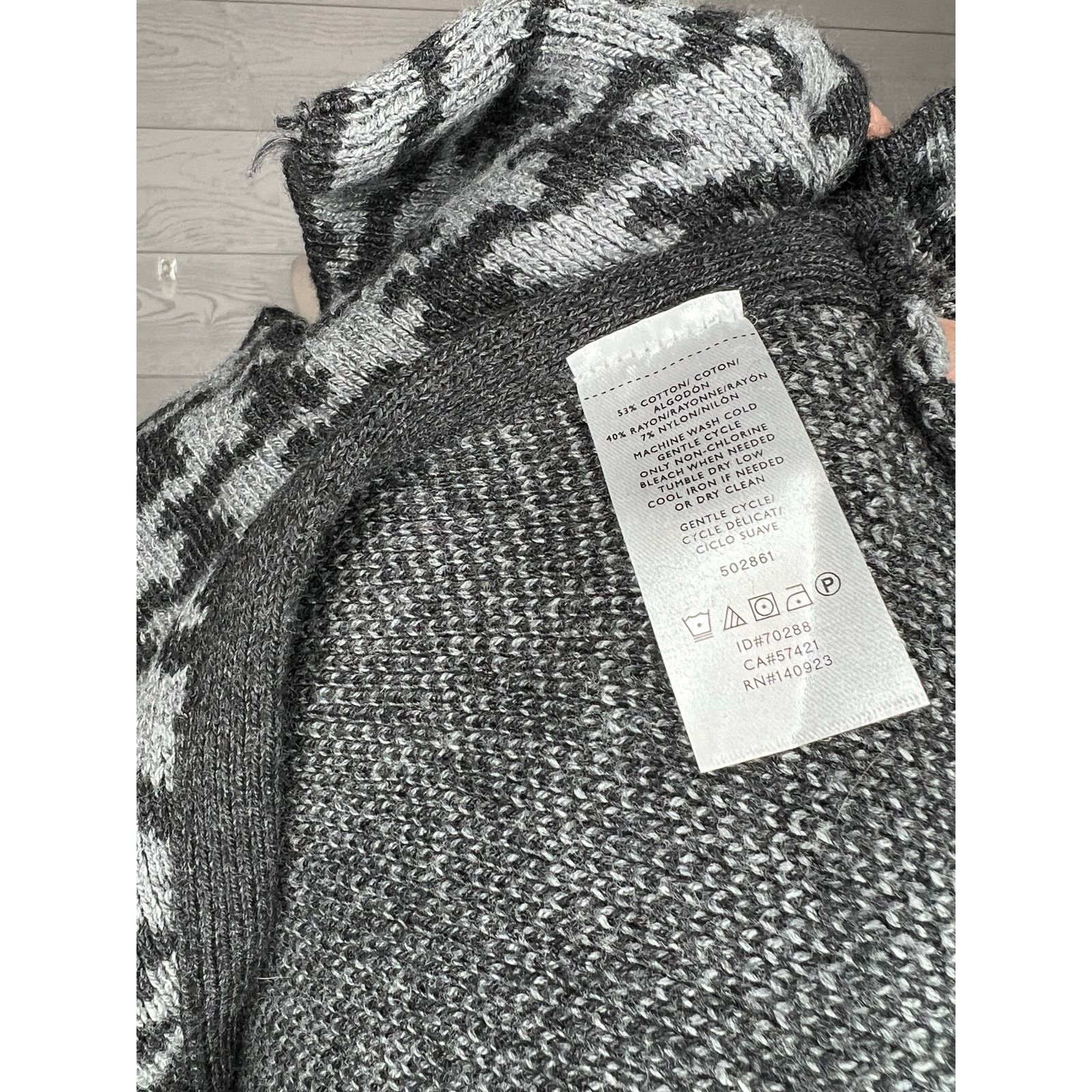 Loft Loft Outlet black/gray houndstooth knit poncho Size XS/S Size XS / US 0-2 / IT 36-38 - 8 Thumbnail