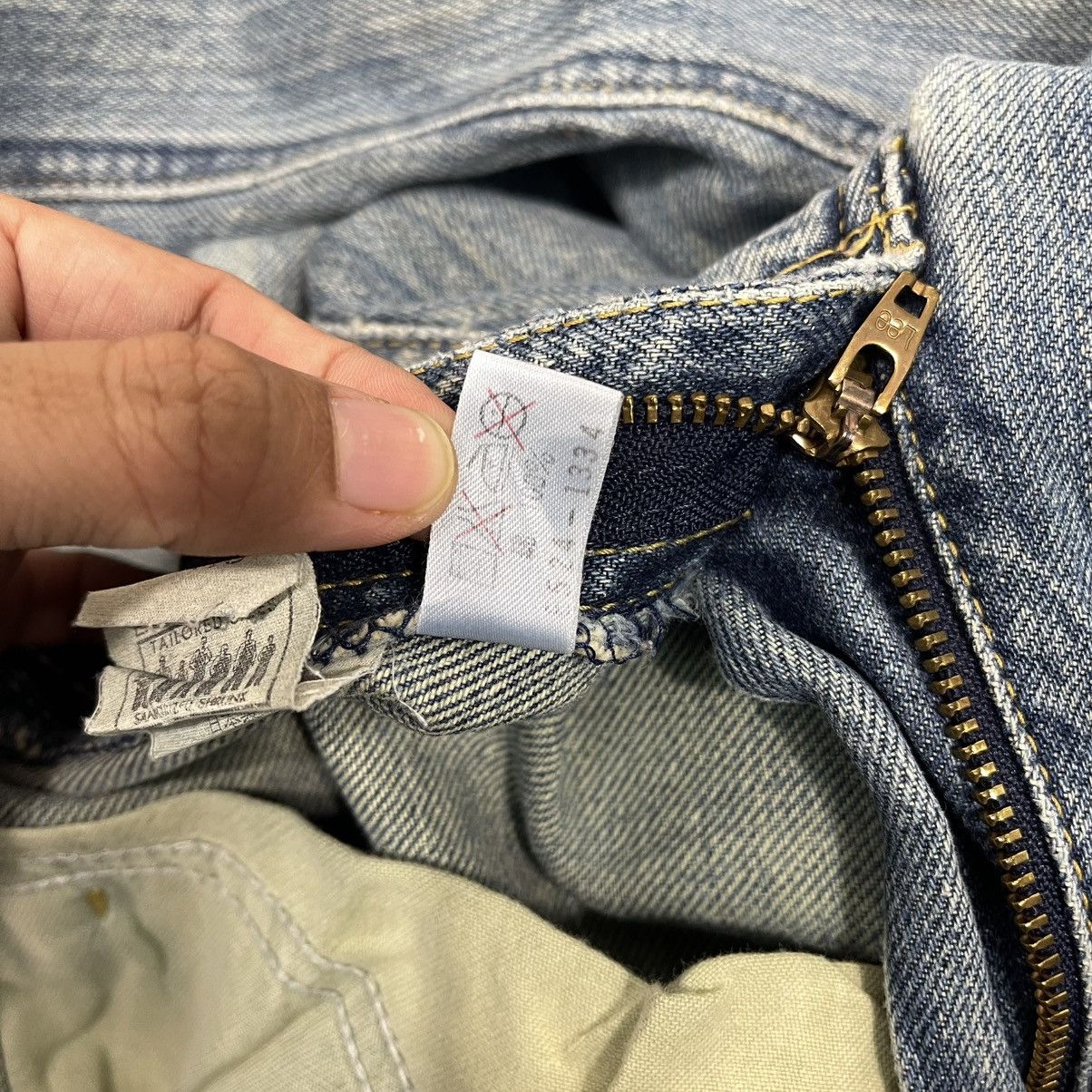 Japanese Brand Vintage 90s Lee Rider Zipper fly Ripped Denim W31 Size US 31 - 22 Thumbnail