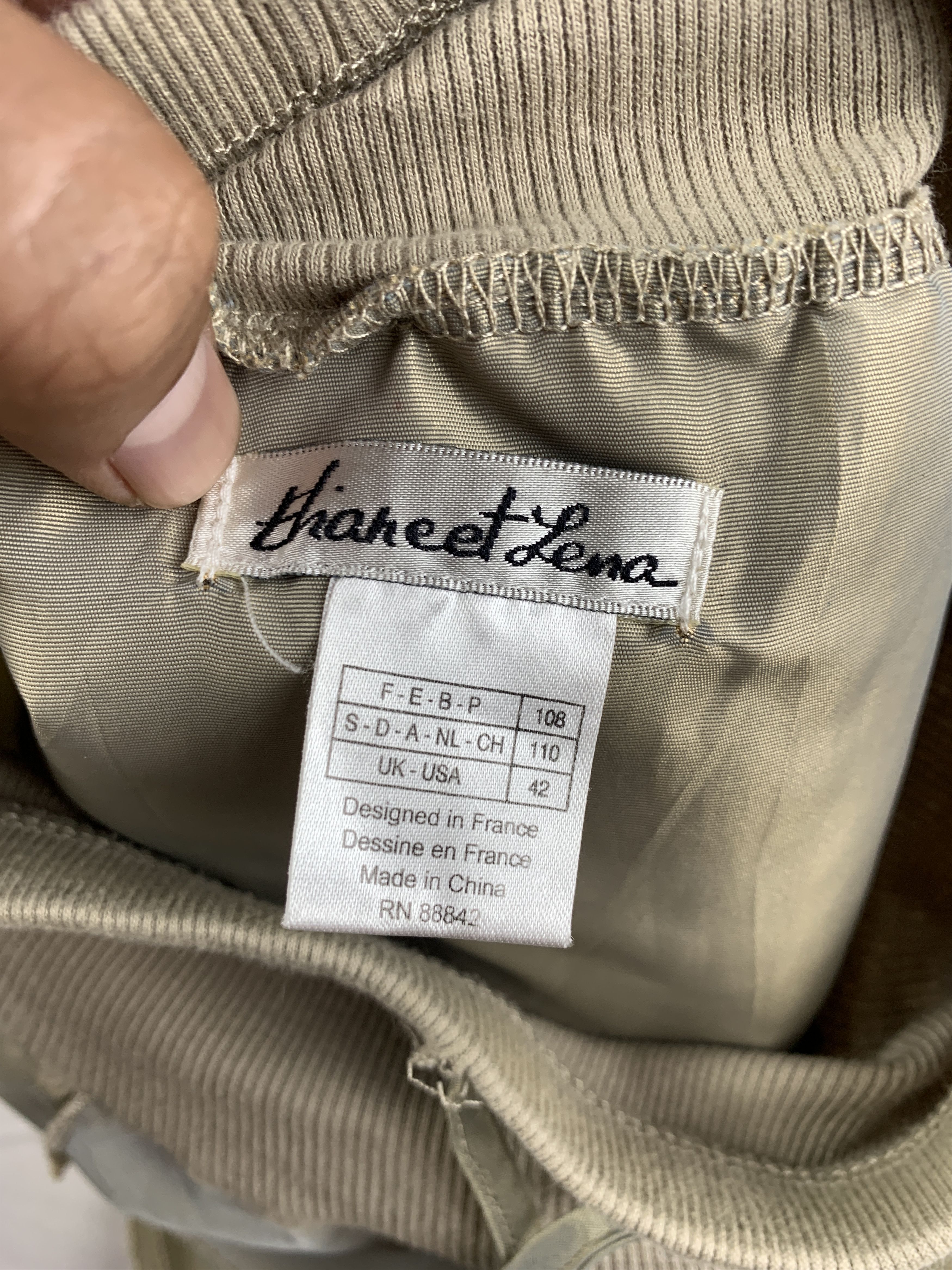 Japanese Brand 2000s Elaine et Lena Cream Ruffle Mini Skirt (S) Size 24" / US 00 / IT 34 - 7 Thumbnail