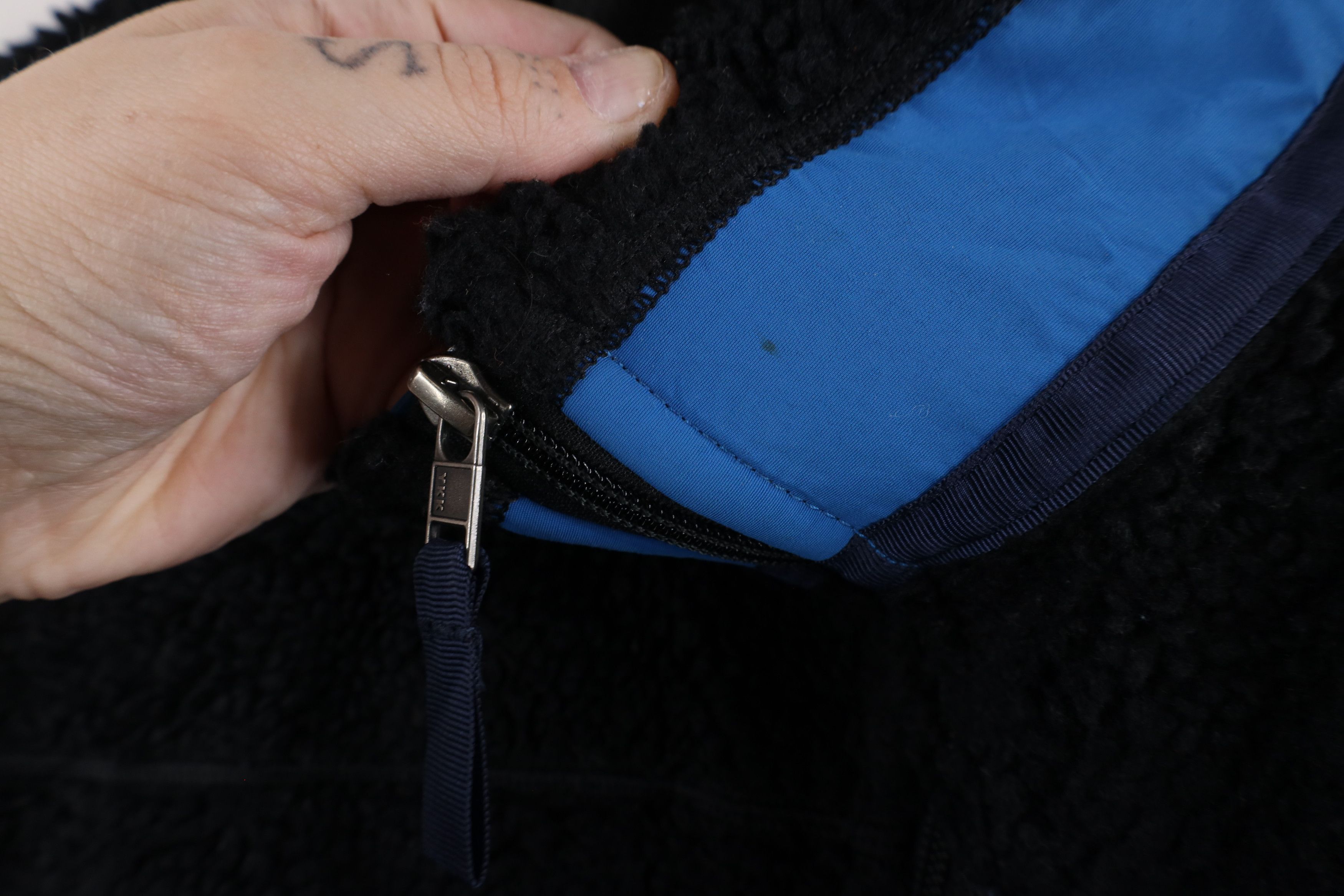 Patagonia × Vintage Patagonia Retro-X Deep Pile Fleece Vest Jacket Black Blue Size US L / EU 52-54 / 3 - 9 Thumbnail