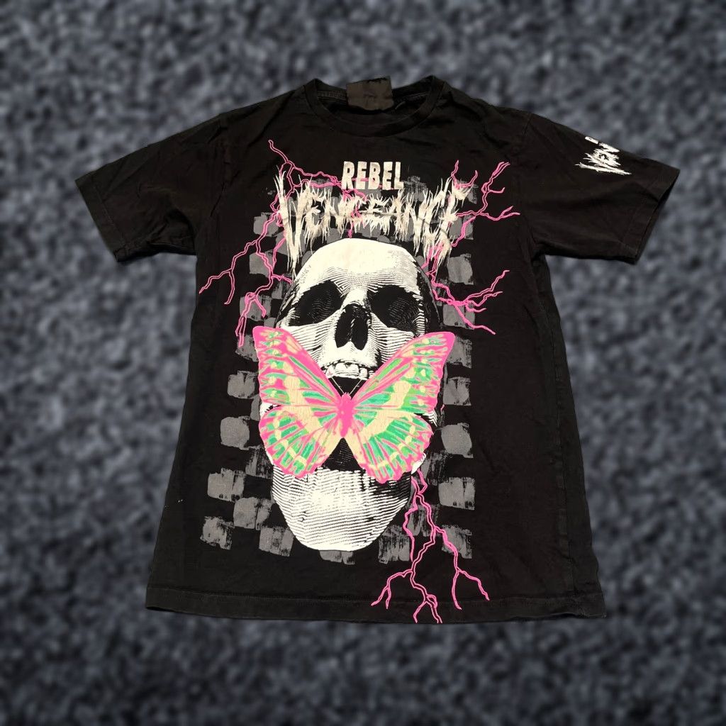 Vintage VINTAGE Rebel Vengeance T-Shirt Mens Small Faded Black Graphic Skull Butterfly Rock Band Size US S / EU 44-46 / 1 - 1 Thumbnail