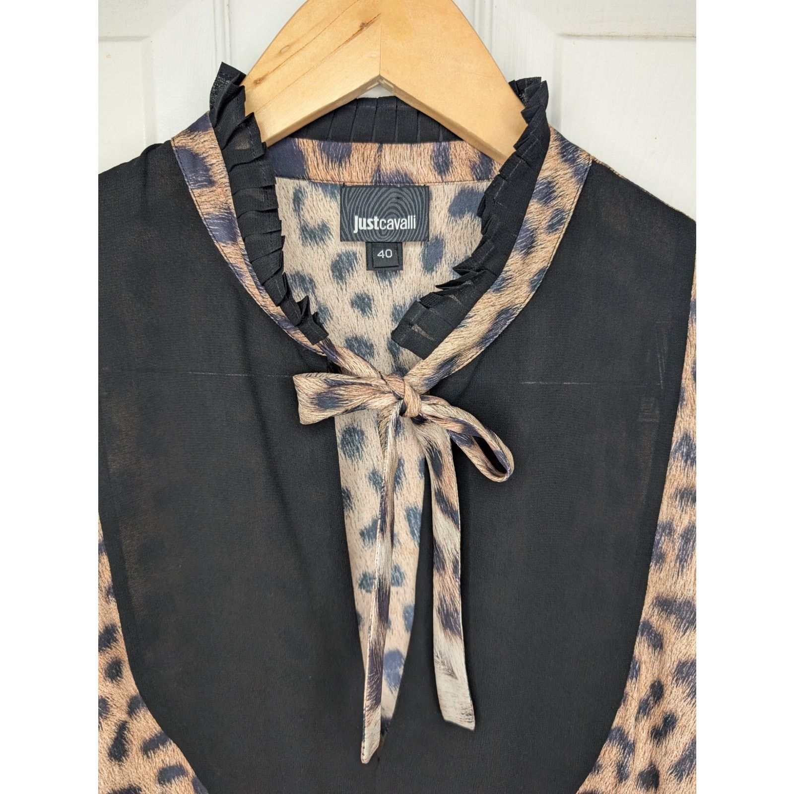 Just Cavalli Just Cavalli Animal Print Leopard Silk Blouse Size S / US 4 / IT 40 - 4 Thumbnail