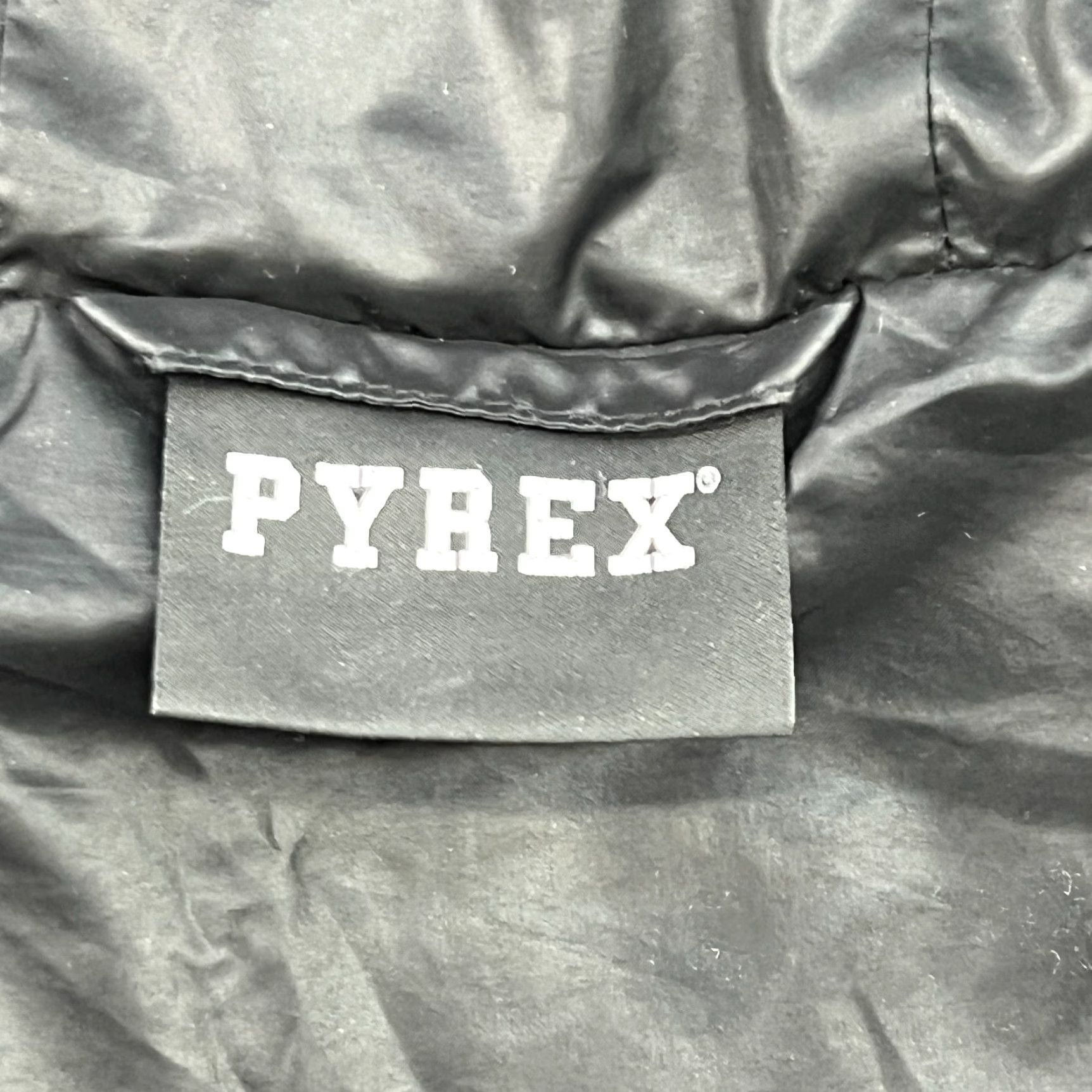 Vintage PYREX Pyrex Vision Virgil Abloh Puffer Jacket Mens XS Black Hooded Full Zip Jacket Size US XS / EU 42 / 0 - 7 Thumbnail