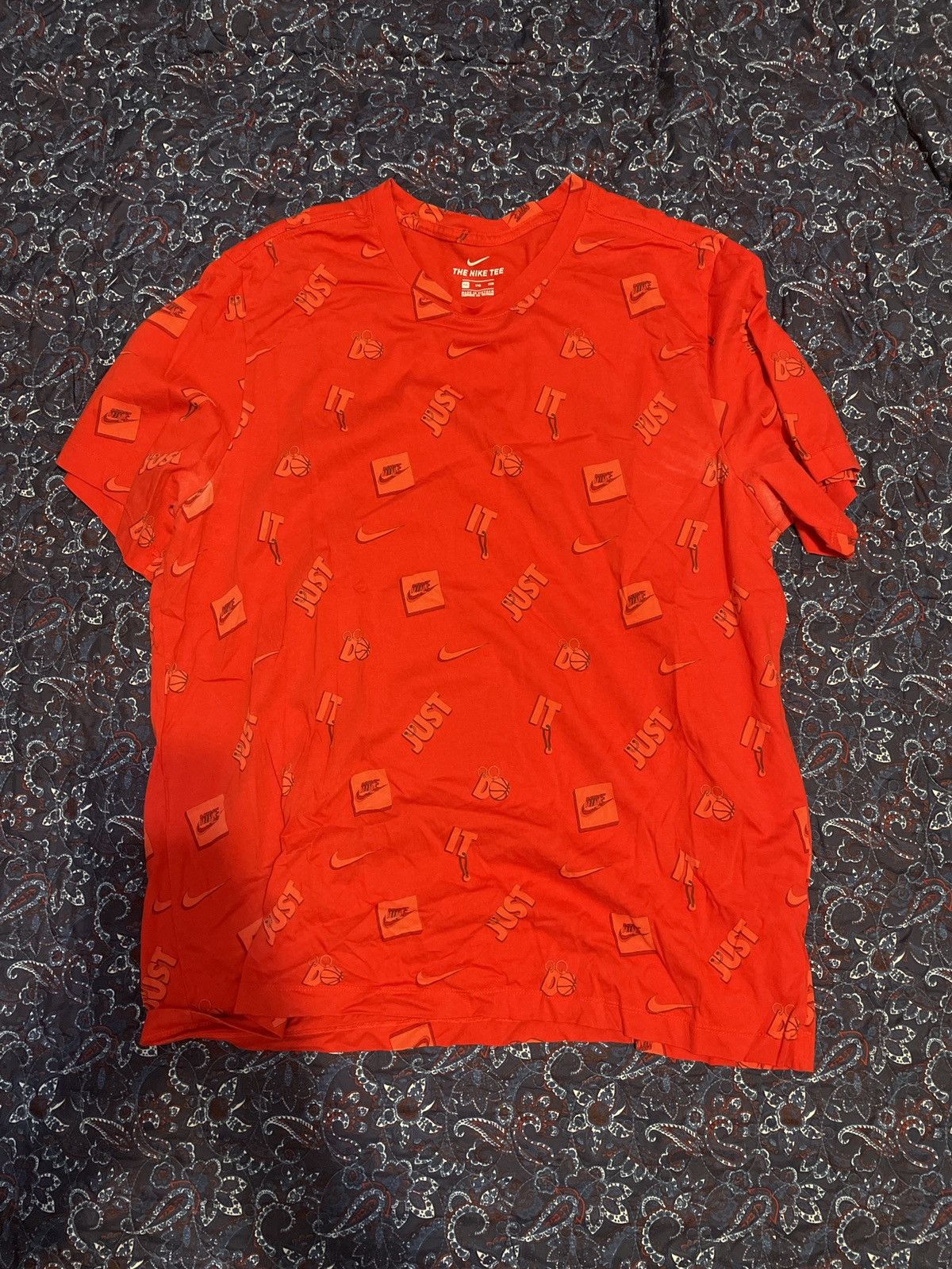 Nike Nike Red Tee Size US XXL / EU 58 / 5 - 1 Thumbnail