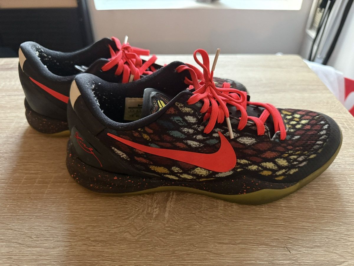 Nike Kobe 8 System Christmas Edition Size US 9.5 / EU 42-43 - 3 Thumbnail
