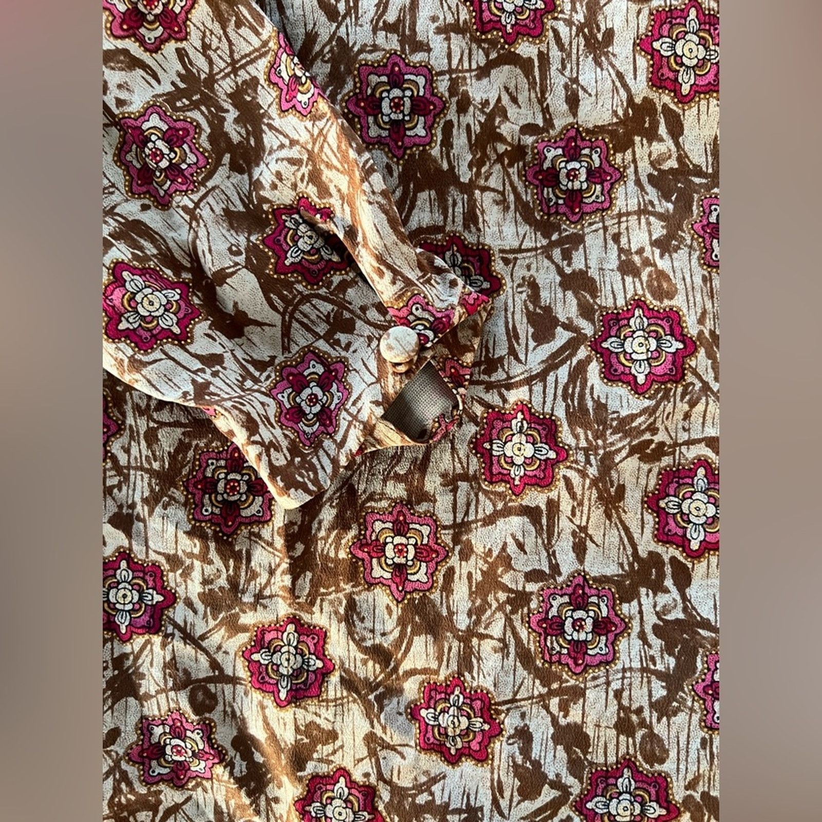 Saks Fifth Avenue Saks Fifth Avenue The Works Silk Floral Blouse Size 12 Size XL / US 12-14 / IT 48-50 - 3 Thumbnail