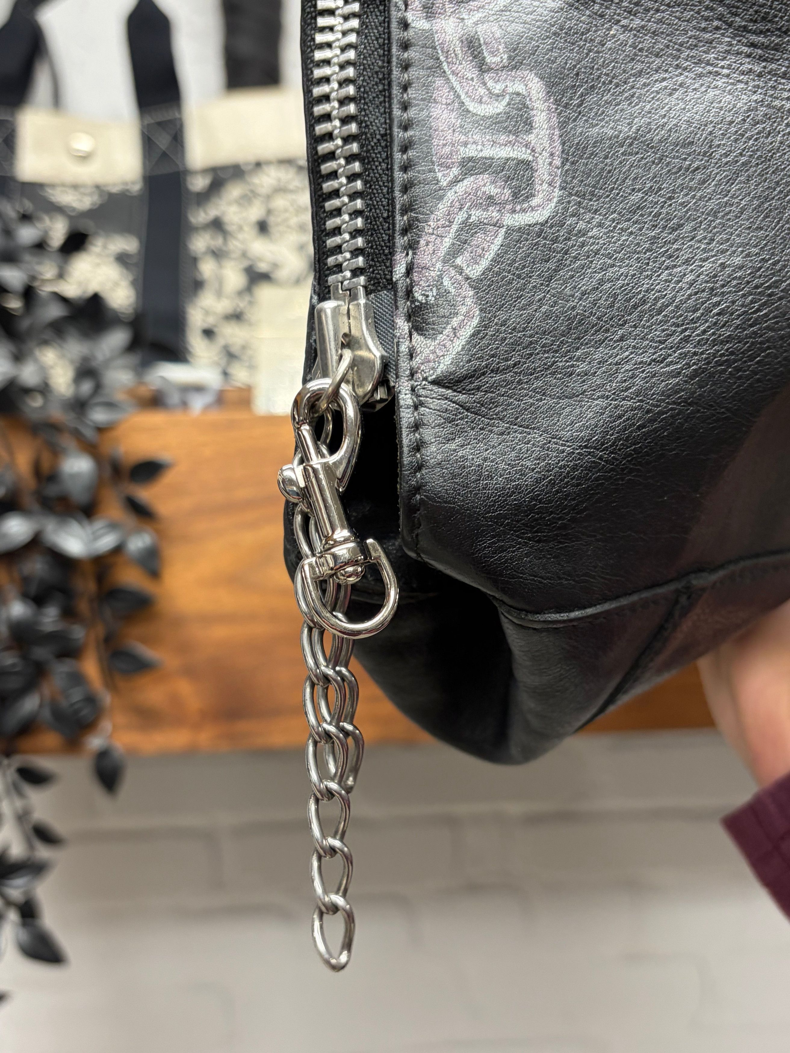 Yohji Yamamoto AW2014 Yohji Yamamoto Cowhide ‘Tiger & Chains’ Black Leather Tote Bag Size ONE SIZE - 5 Thumbnail