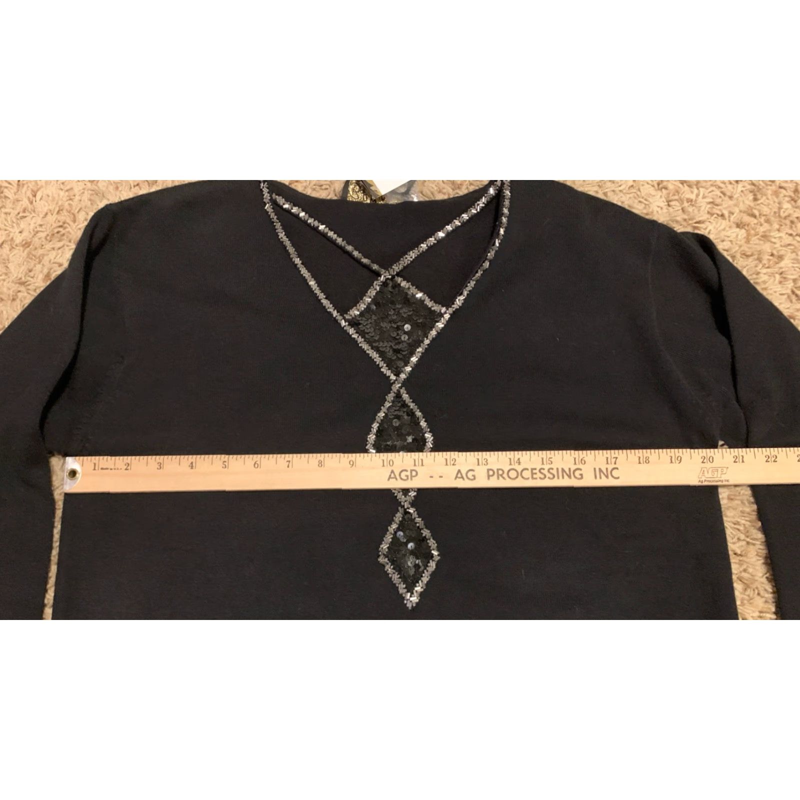 Bob Mackie Bob Mackie Sweater Shirt Women S Black Beaded Sequin L/S Wearable Art NWT 999 Size S / US 4 / IT 40 - 3 Thumbnail