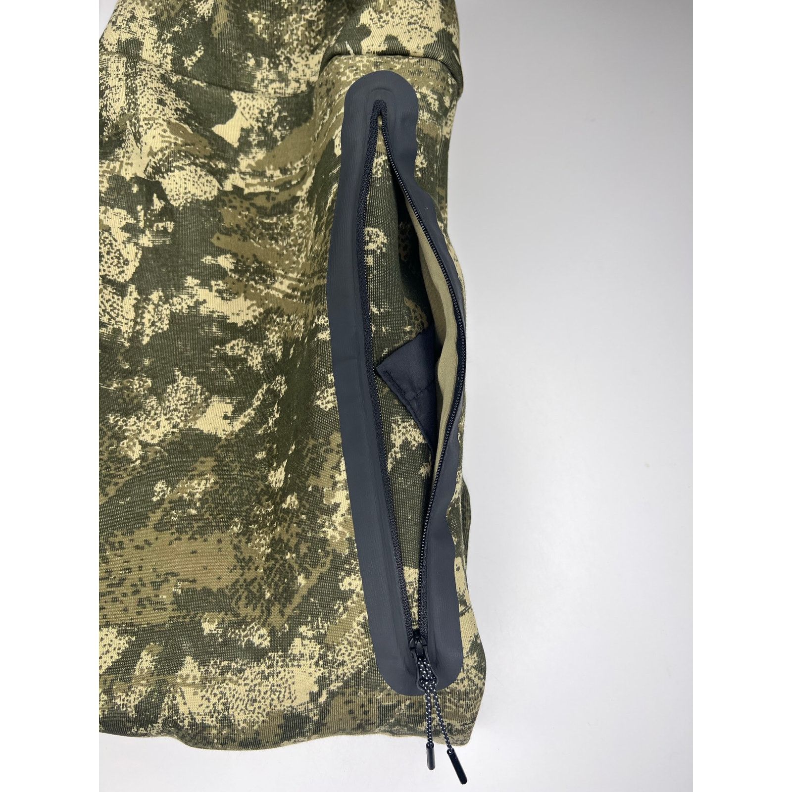 Nike Nike Sportswear Tech Fleece Jogger Sweatpants Green Camo Size US 38 / EU 54 - 4 Thumbnail