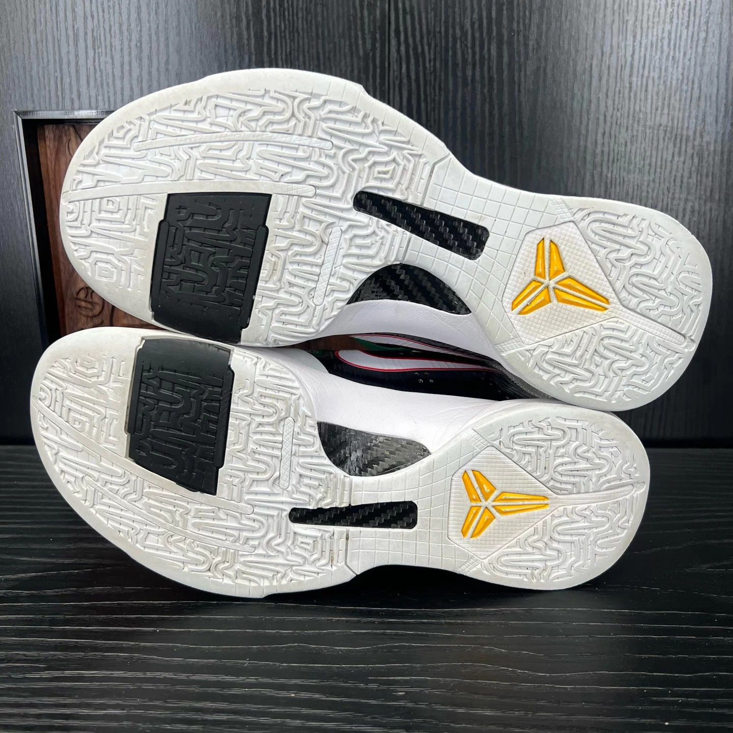 Nike Bruce Lee ZK5 Black/White - Size 40 - New Condition Size US 7 / EU 40 - 6 Thumbnail