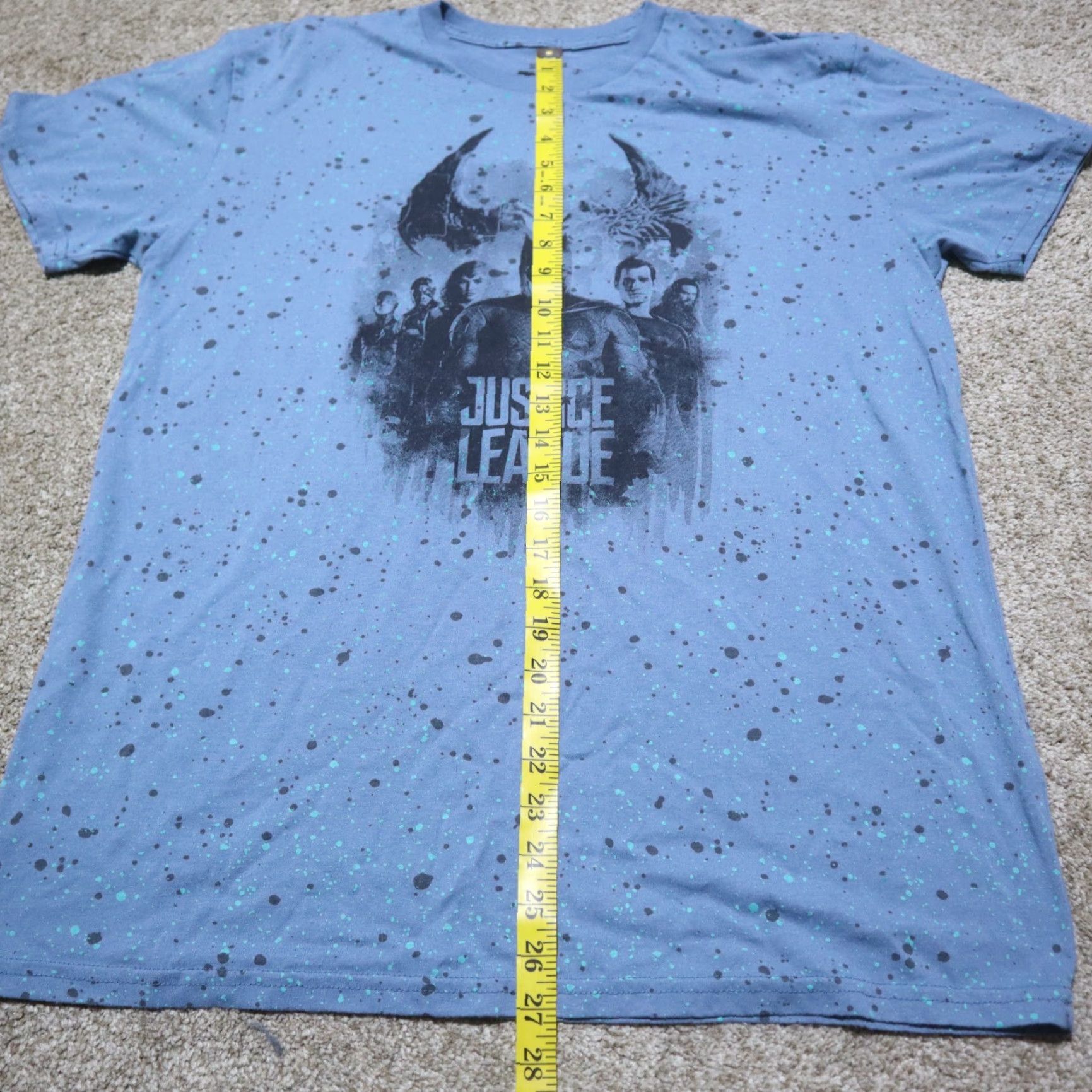 Vintage Merchoid Justice League Batman Blue Short Sleeve Tee T-Shirt Adult L Shirt Mens Batman DC Comics 90s? Size US L / EU 52-54 / 3 - 6 Thumbnail