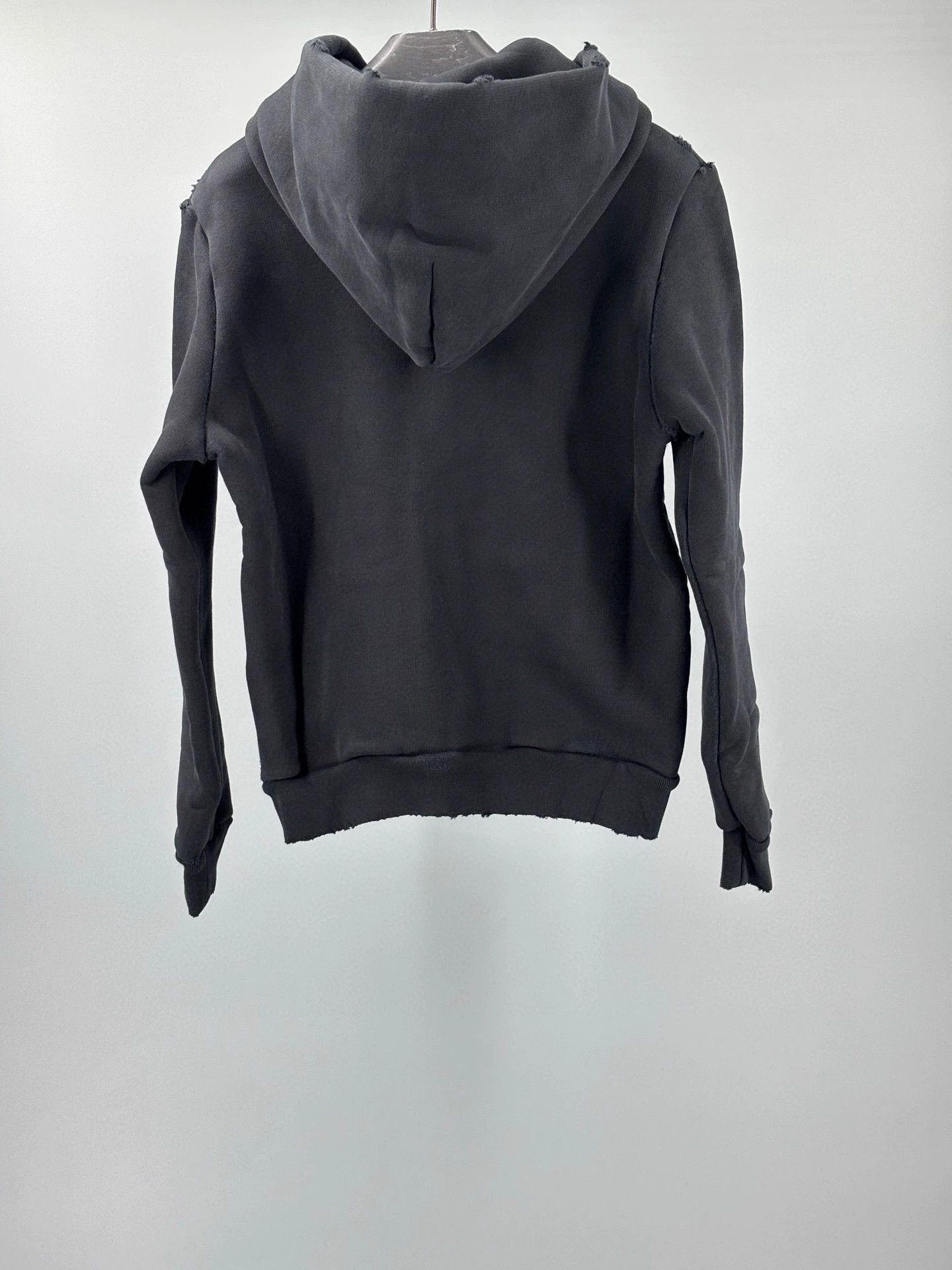 Balenciaga balenciaga black hooded sweatshirt with rainbow detail Size US M / EU 48-50 / 2 - 4 Thumbnail