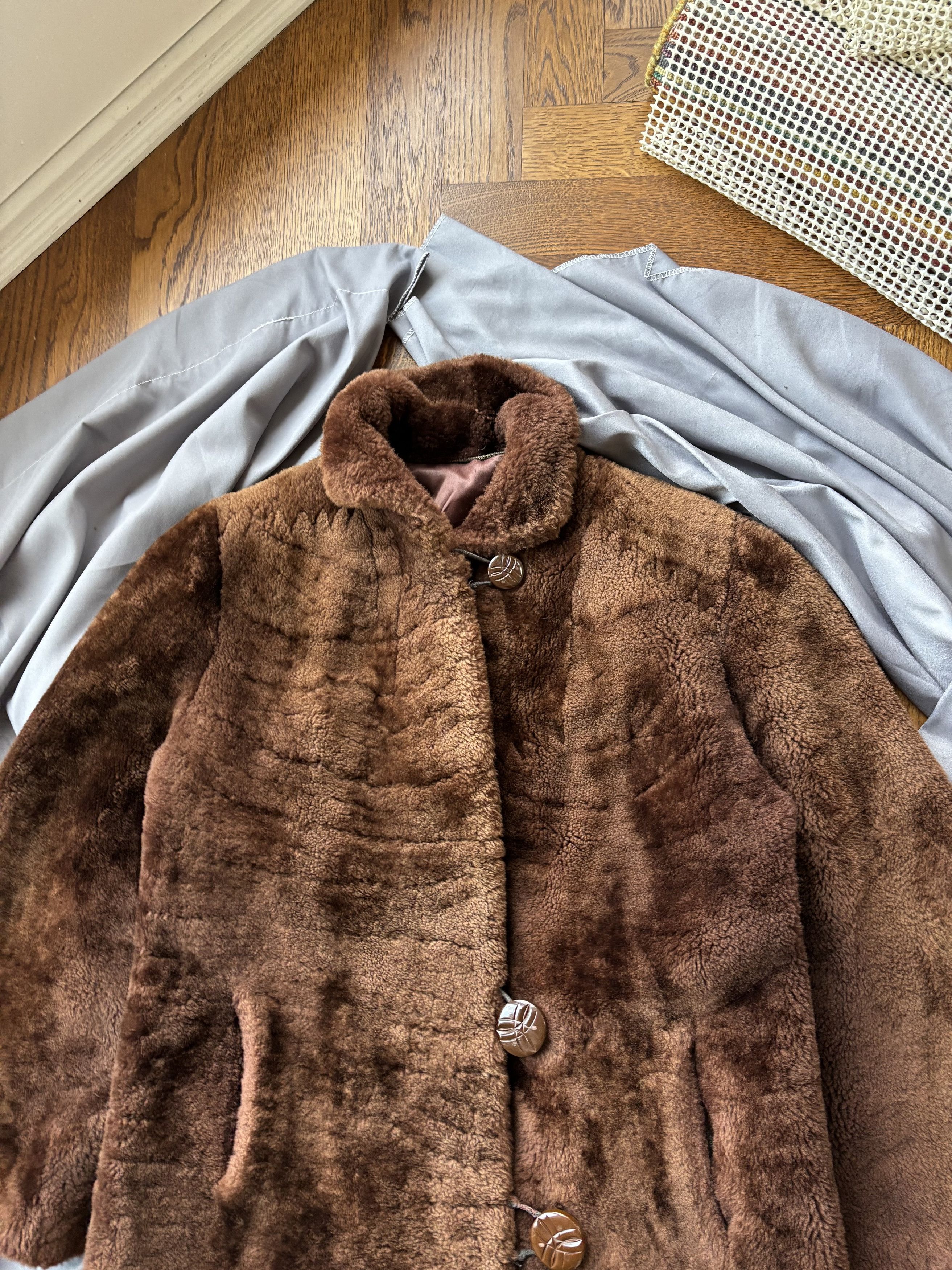 Vintage 1950s Fur Coat Vintage Sheared Beaver Long Trench Overcoat Size US XS / EU 42 / 0 - 3 Thumbnail