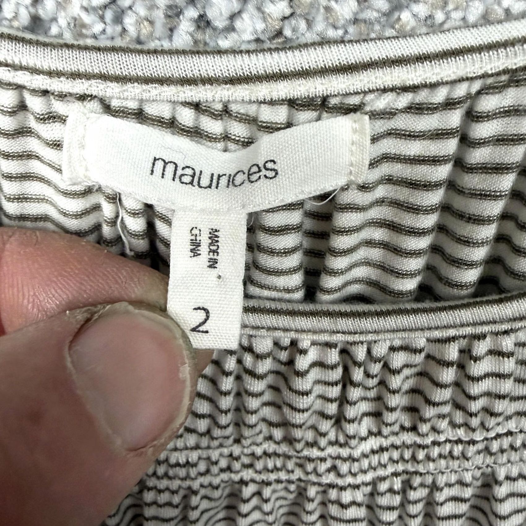 Vintage Maurices Tunic Blouse Plus 2 Gray Stripe Flutter Sleeve Crochet Scoop Neck Bohemian Casual All Seasons Women Shirts Size XS / US 0-2 / IT 36-38 - 5 Thumbnail