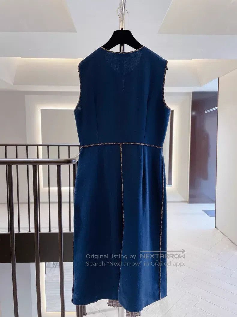 Fendi Fendi FF monogrammed logo patch sleeveless dress, elegant Size M / US 6-8 / IT 42-44 - 2 Thumbnail