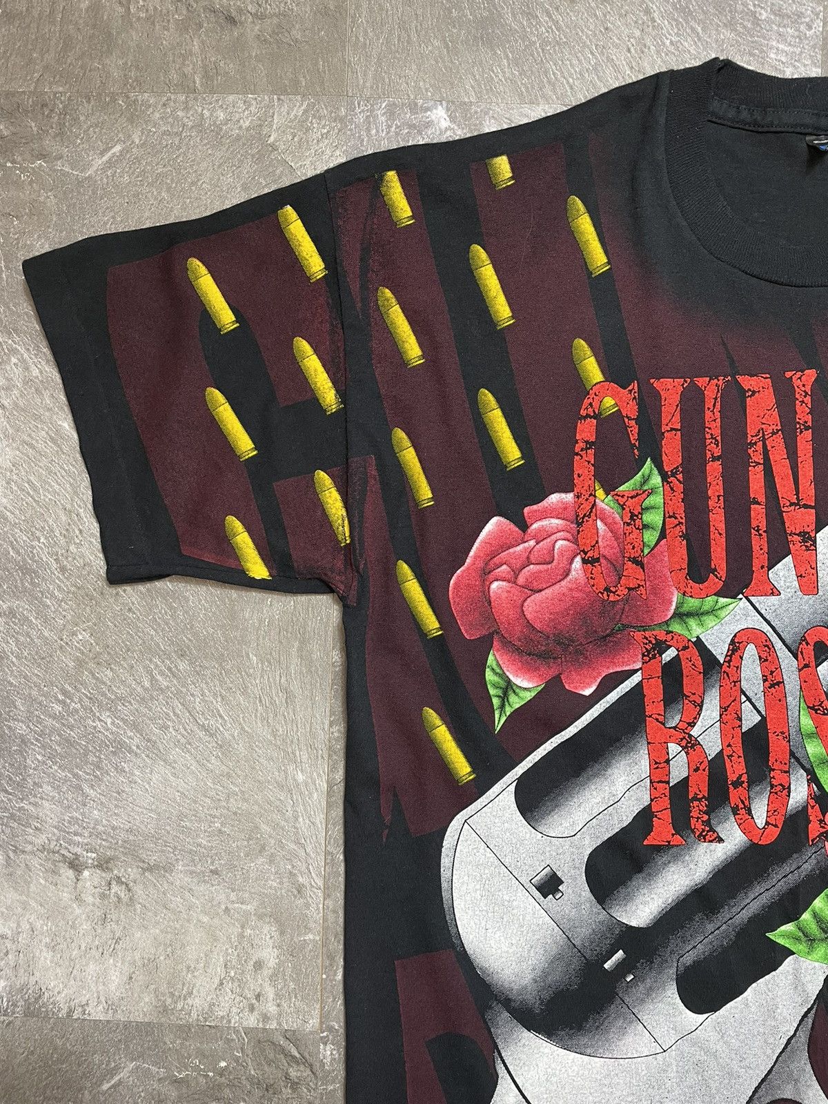 Guns N' Roses 🚨Vintage 1993 Guns n Roses Alloverprint Band Tee Graphic Size US XL / EU 56 / 4 - 7 Thumbnail