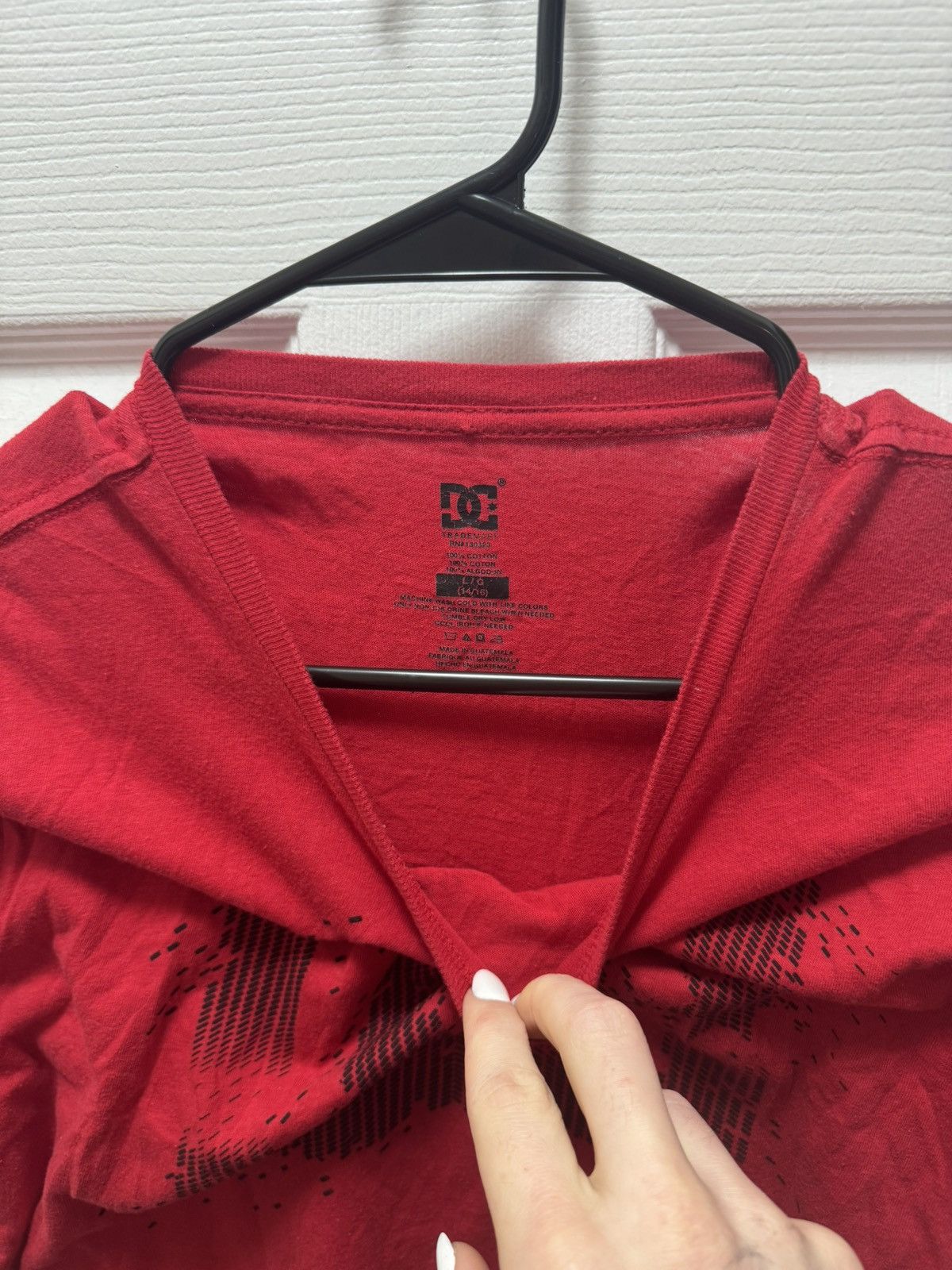 DC DC Vintage Skateboarding Red T-Shirt Pixels 00s Size US L / EU 52-54 / 3 - 3 Thumbnail