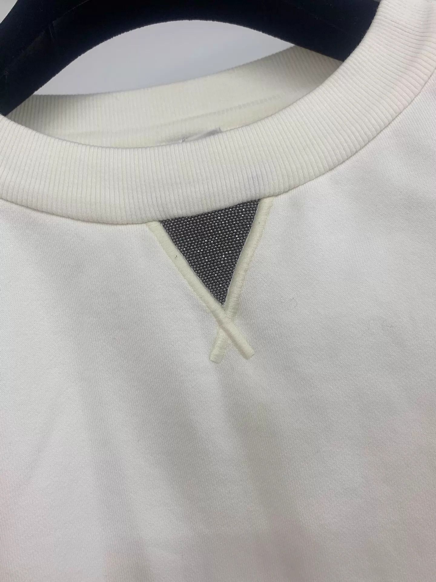 Brunello Cucinelli Brunello Cucinelli BC White Beaded Sweatshirt M New Size US M / EU 48-50 / 2 - 2 Thumbnail