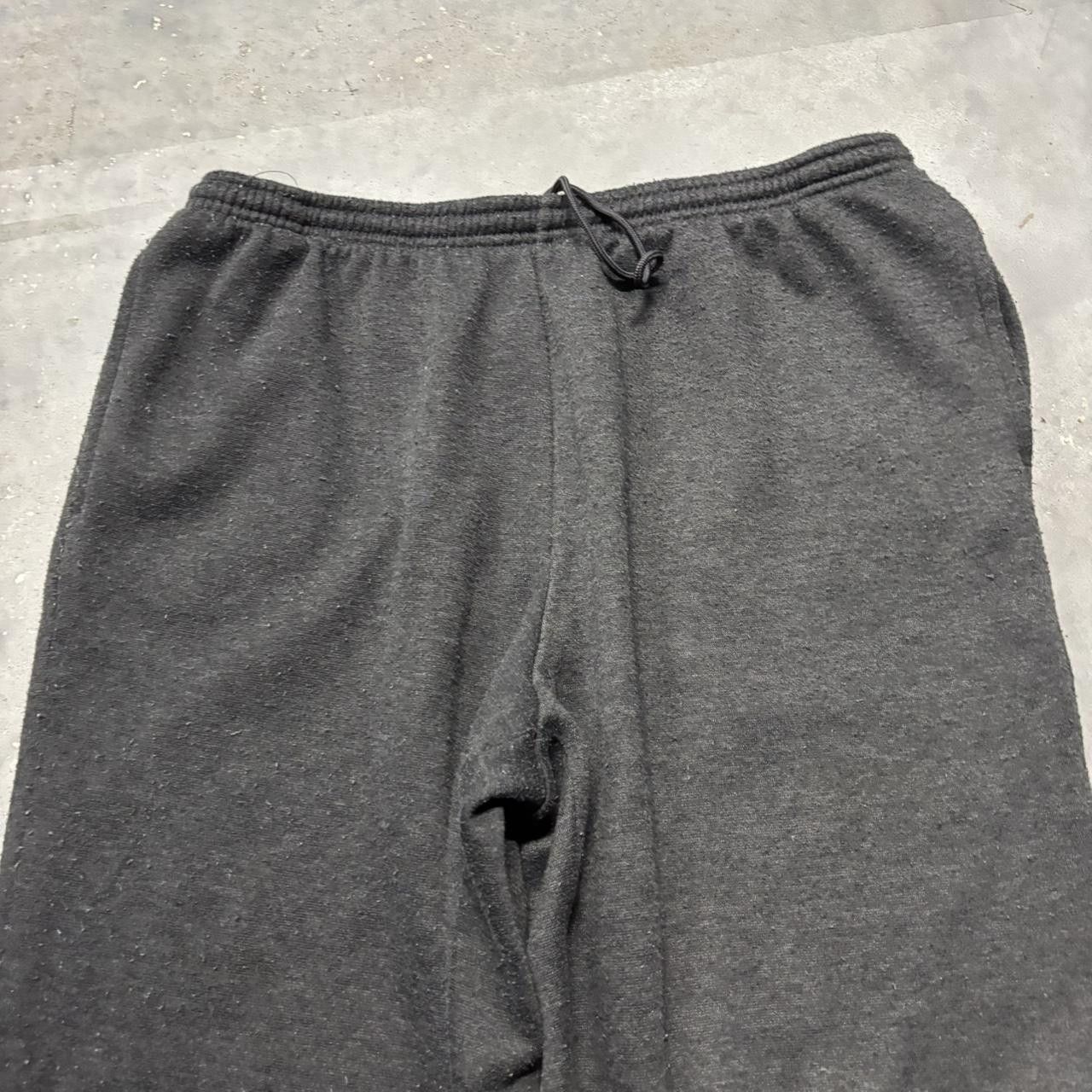 Japanese Brand × Vintage Crazy Vintage Y2K/2000s Dark Grey Essential Sweatpants! Size US 34 / EU 50 - 4 Thumbnail