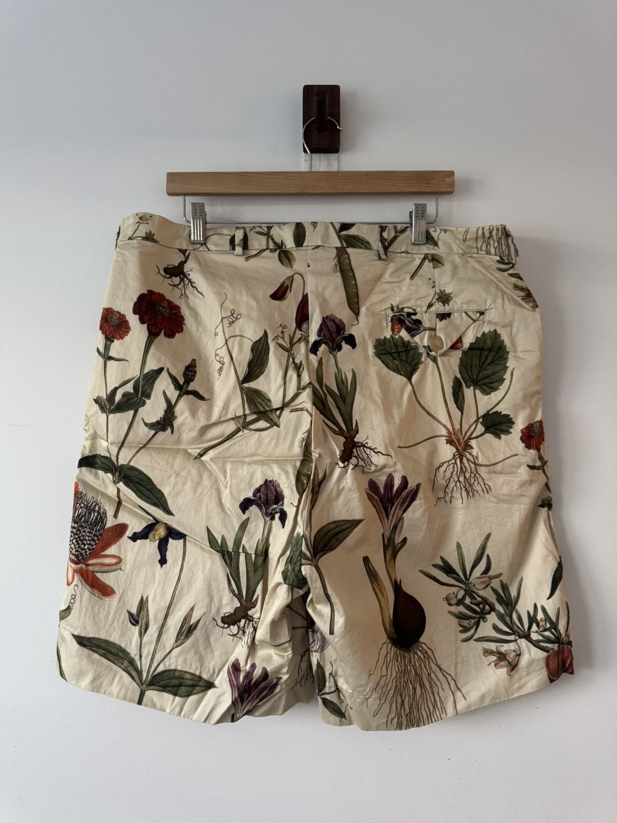 Paul Harnden Shoemakers Flower printed Shorts Size US 36 / EU 52 - 3 Thumbnail