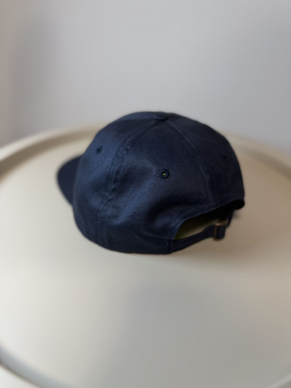 Supreme Supreme Embossed Logo 6-Panel Navy – Made in USA Size ONE SIZE - 3 Thumbnail