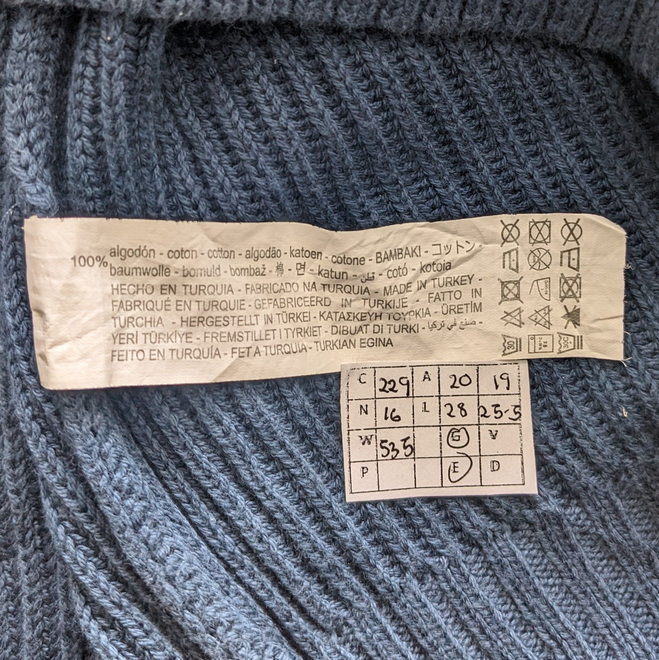 Zara Vintage ZARA Skulls Art Style Japanese Brand Custom Sweater Size US S / EU 44-46 / 1 - 7 Thumbnail