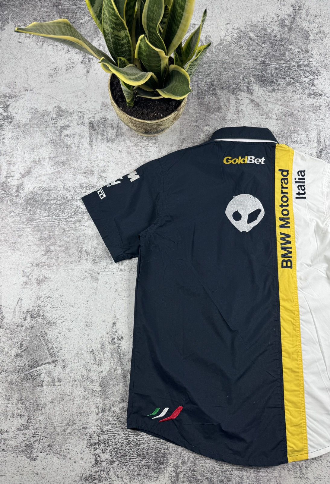 Bomboogie Vintage Bomboogie Formula 1 F1 Motorrad Button NEW Shirt Tee Size US S / EU 44-46 / 1 - 3 Thumbnail