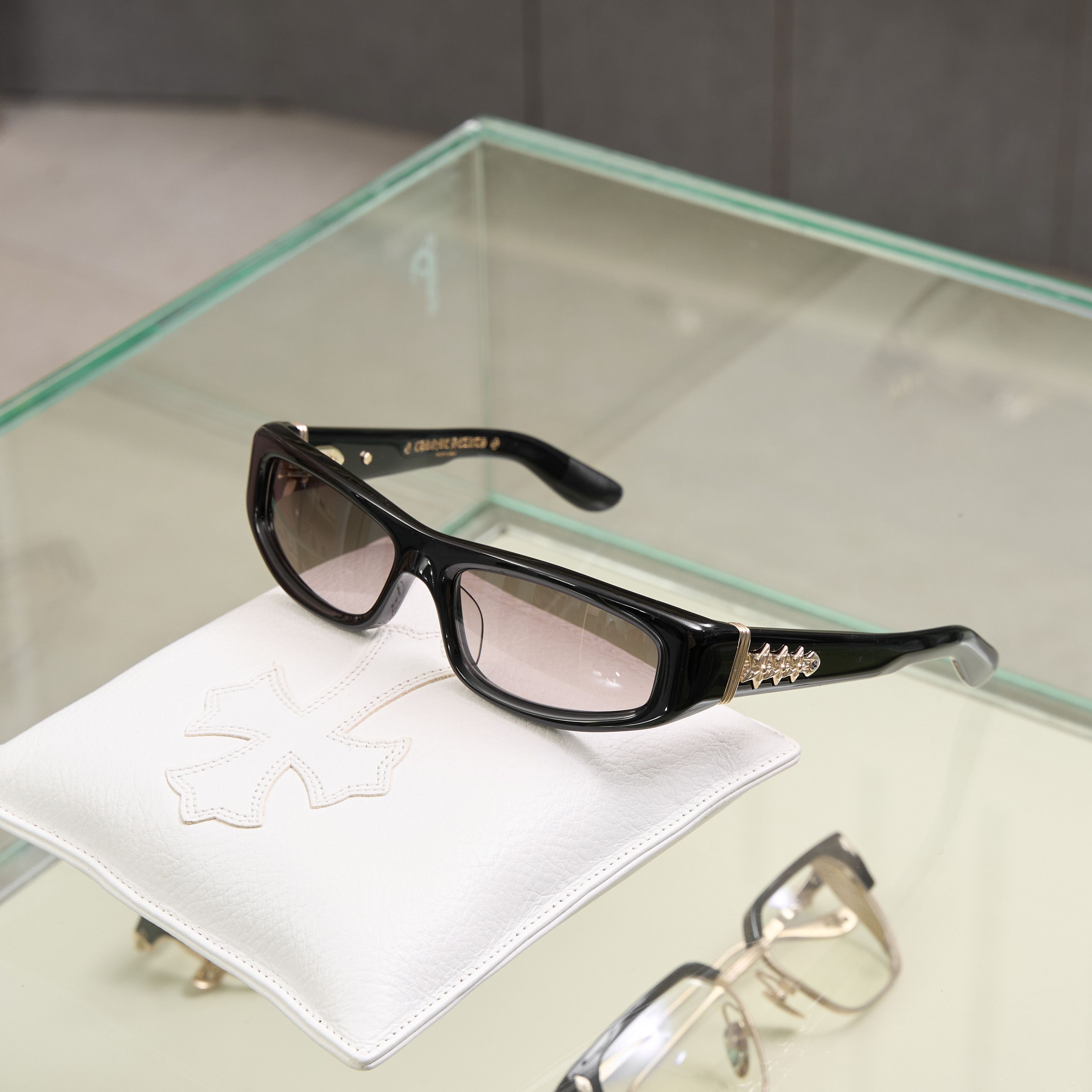 Chrome Hearts CHROME HEARTS ROLLER BLACK-18KGP | Grailed