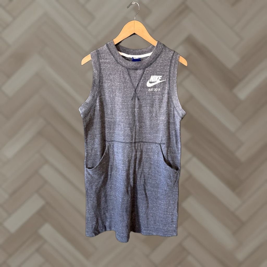 Nike Nike Dress Womens Tank GYM Short Sleeveless Gray VNTG 905158-060 Size L / US 10 / IT 46 - 1 Thumbnail