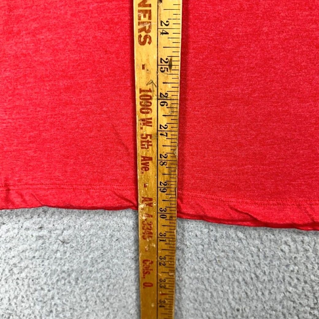 Vintage Detroit Red Wings T-Shirt Mens 2XL Red Short Sleeve Tee Logo NHL Old Time Hockey Size US XXL / EU 58 / 5 - 7 Thumbnail