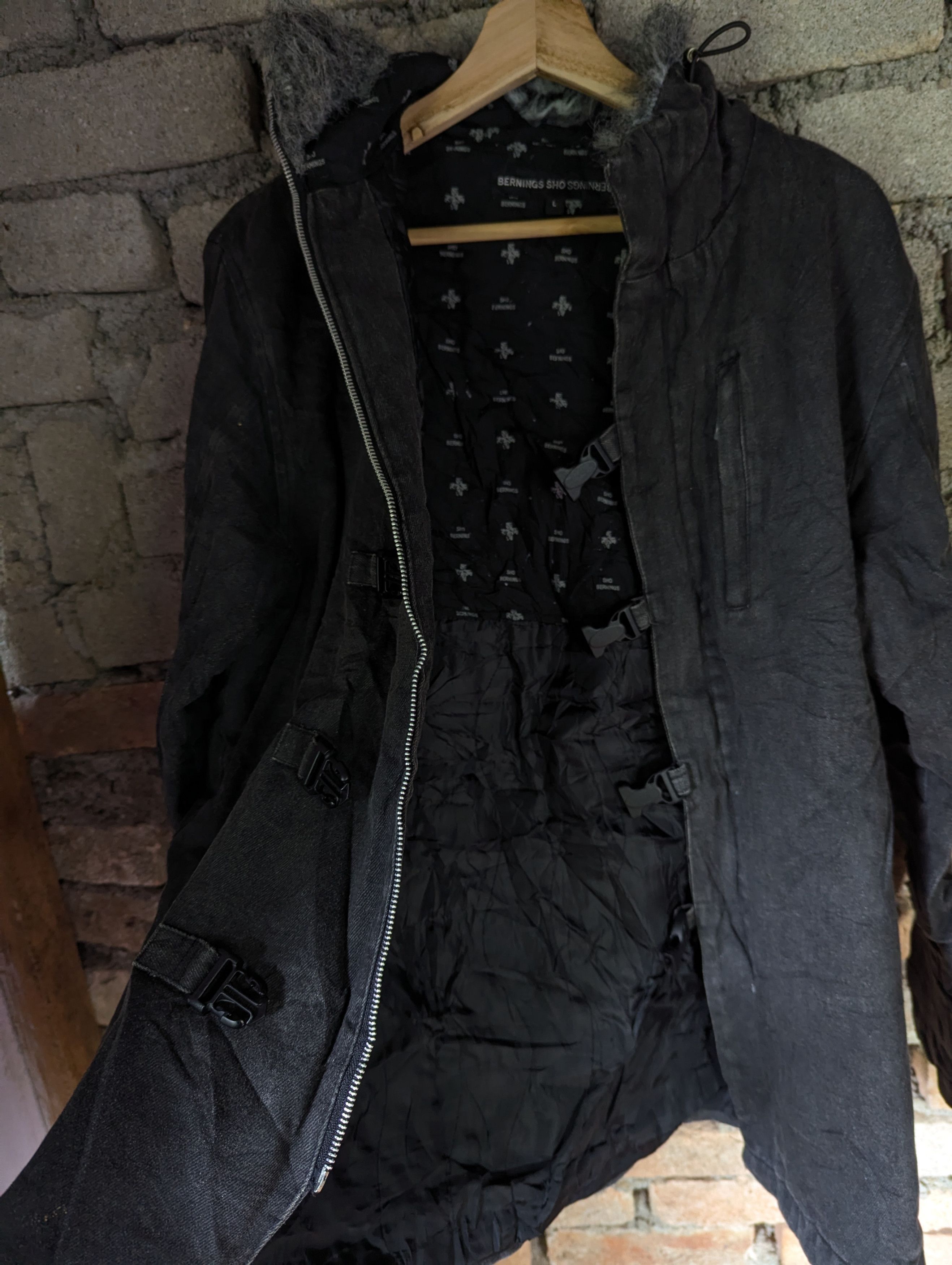 Japanese Brand SHO BERNINGS ANORAK BONDAGE HOODIE Size US L / EU 52-54 / 3 - 12 Thumbnail