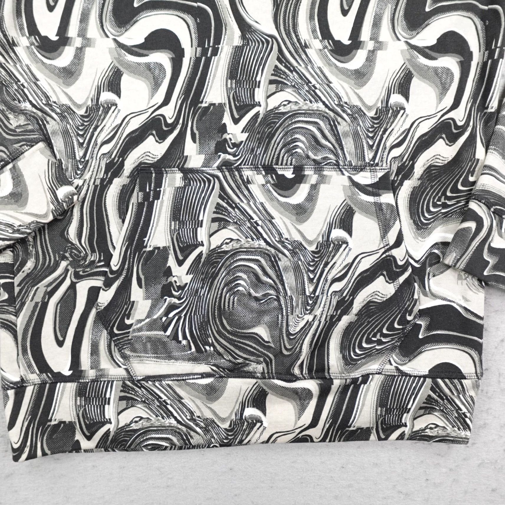 Gymshark Gymshark Hoodie Mens M Black White Marble Dye Pullover Sweatshirt Athletic Size US M / EU 48-50 / 2 - 3 Thumbnail