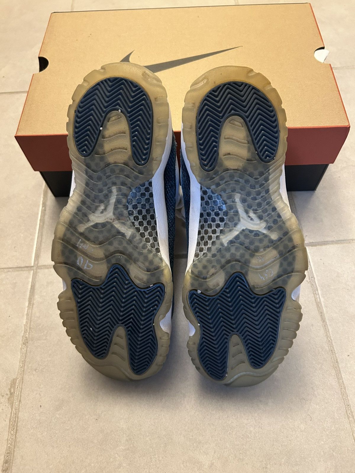 Jordan 11 Low Retro Navy Snakeskin