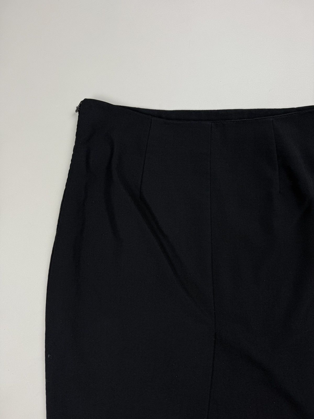 Prada Prada Milano Ladies Virgin Wool Pencil Skirt Size 44 Size 30" / US 8 / IT 44 - 23 Thumbnail
