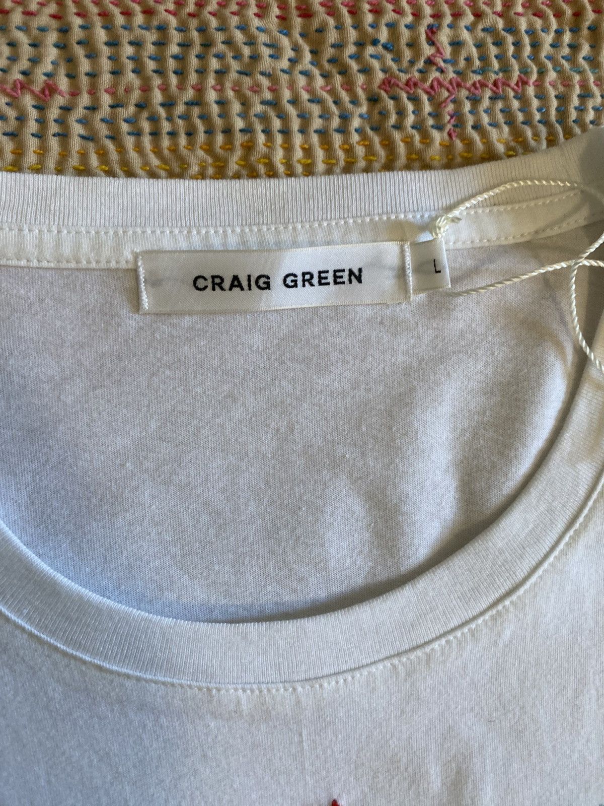Craig Green Craig Green Hand Embroidered Silk on White Cotton T Shirt Size US L / EU 52-54 / 3 - 4 Thumbnail