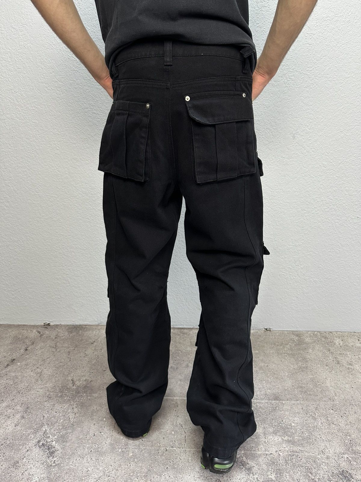 Japanese Brand Vintage Junya Watanabe Style Multi Pocket Cargo Pants Y2K Size US 32 / EU 48 - 4 Thumbnail