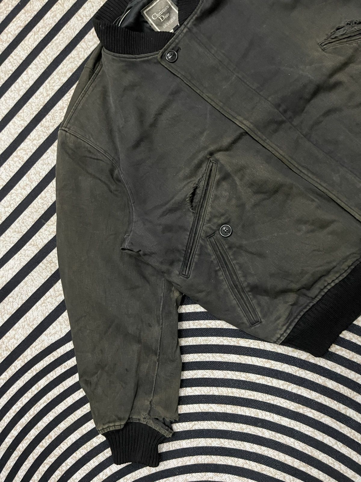 Christian Dior Monsieur 90s CHRISTIAN DIOR MONSIEUR DISTRESSED FLIGHT JACKET COTTON Size US L / EU 52-54 / 3 - 4 Thumbnail